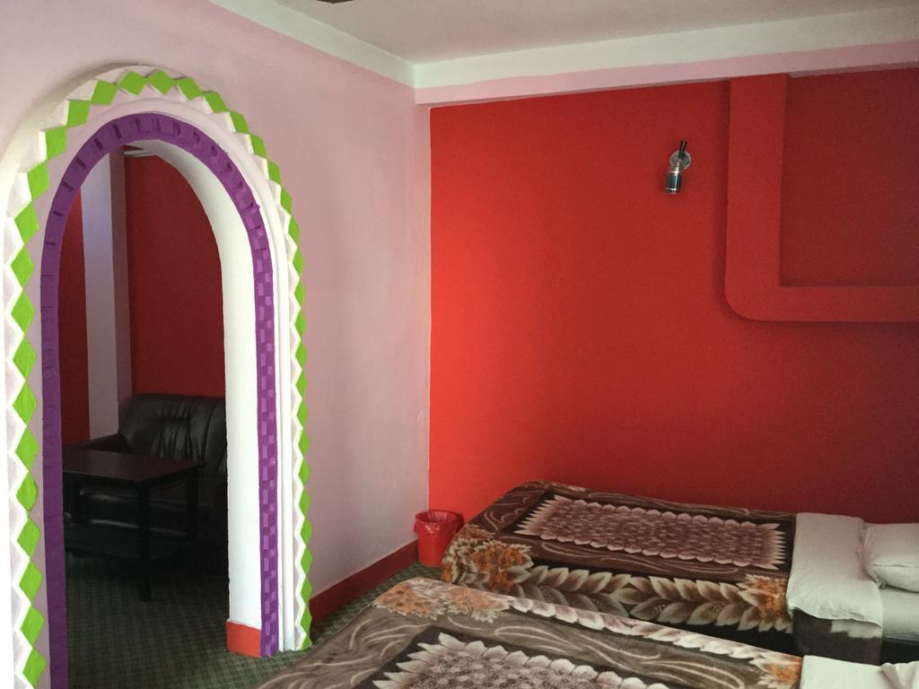 Pashupati Darshan Hotel Катманду Екстериор снимка