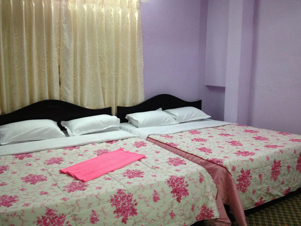 Pashupati Darshan Hotel Катманду Стая снимка