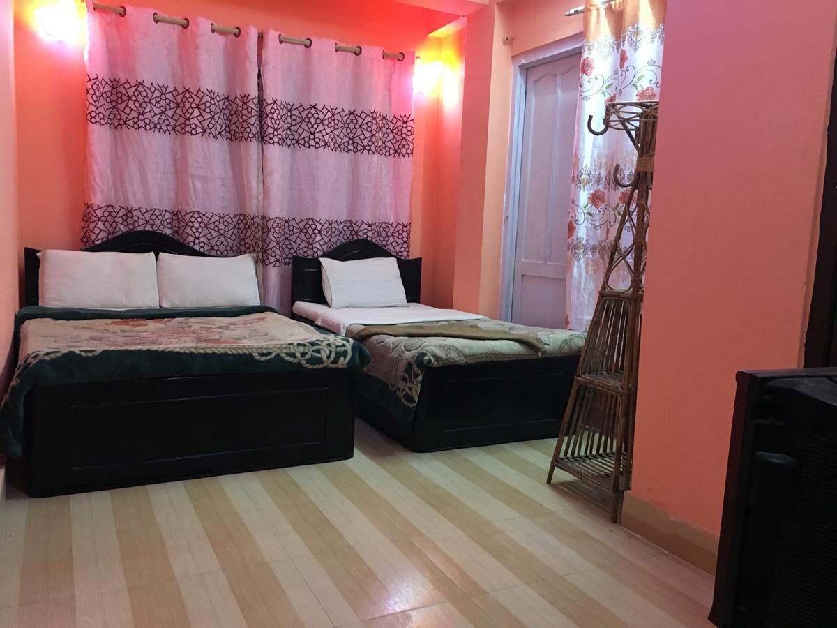 Pashupati Darshan Hotel Катманду Екстериор снимка